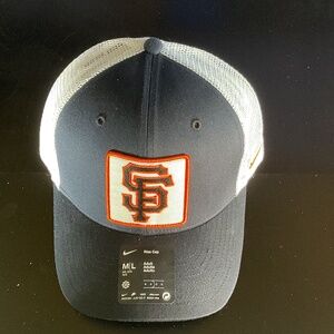 Nike San Fransisco Giants Rise Cap Snapback